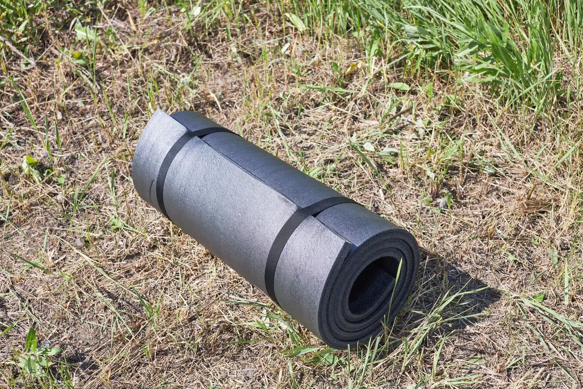 Килимок туристичний Army L0 з комплектом гумок фіксуючих (чорний 1800×550×10 мм) - 6
